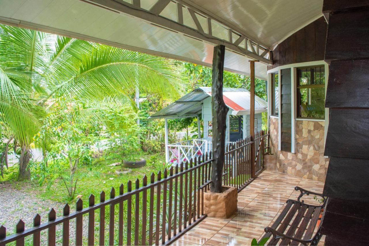 Cacao Lodge And Tours La Fortuna Exterior photo