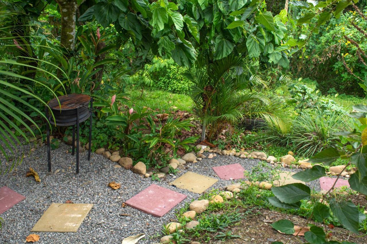 Cacao Lodge And Tours La Fortuna Exterior photo